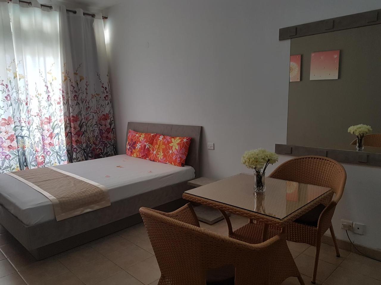West Coast View Studios & Appartment Flic-en-Flacq Dış mekan fotoğraf
